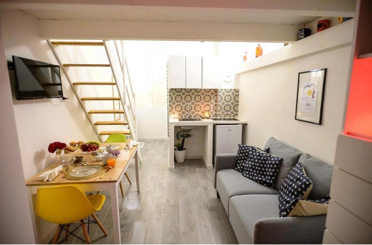 Central Guest House Napoli